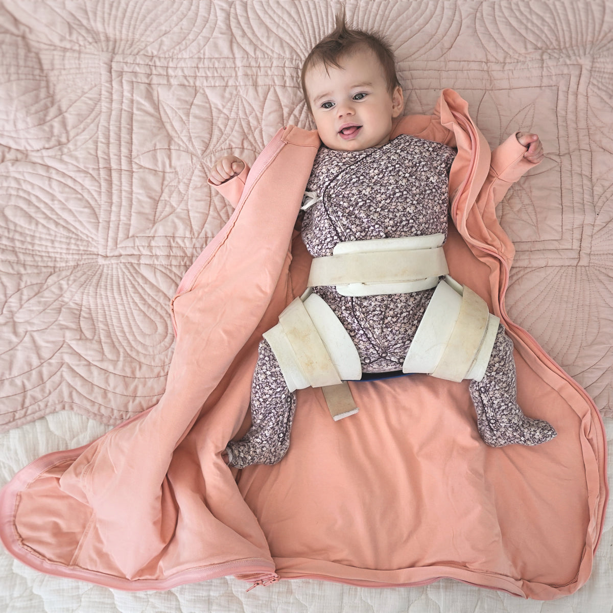 Winter 2.5TOG baby sleeping bag for hip dysplasia by Baby Loves Sleep