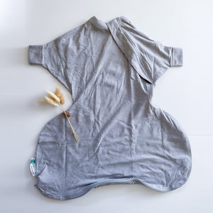 Hip harness baby sleeping bag by Baby Loves Sleep
