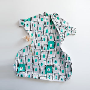 Hip harness baby sleeping bag by Baby Loves Sleep