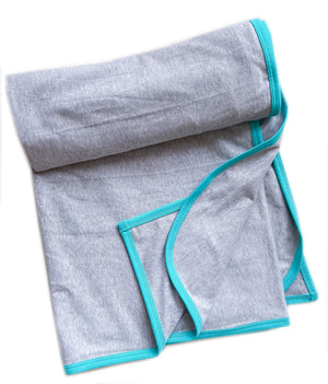 Newborn swaddle blanket wrap gently calms baby's startle reflex and keeps them sleeping longer.