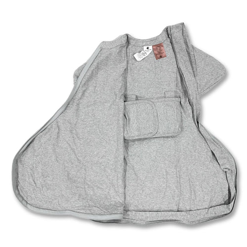 All Seasons (0.7 TOG) - Sleepy Hugs Extra-Wide Sack (Hip Harness) - Cool Grey