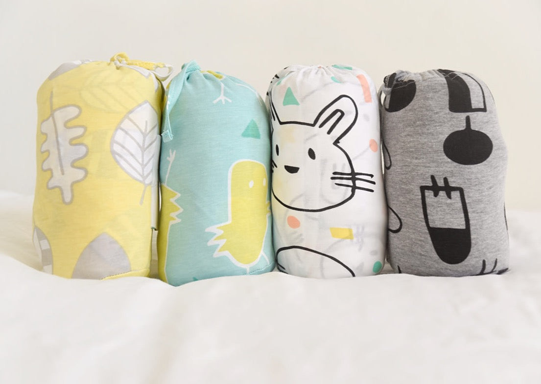 Organic Fitted Jersey Cot Sheet - Leaves Organic Fitted Jersey Cot Sheet - Leaves