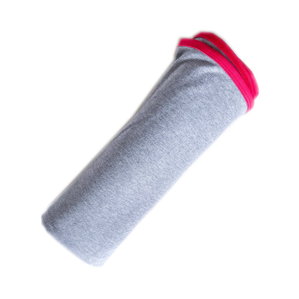 Koala Hugs newborn swaddle wraps gives security to help calm the startle reflex and keeps them sleeping longer.