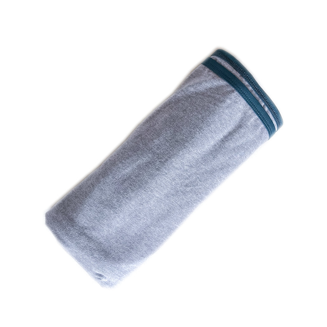 Koala Hugs newborn swaddle wraps gives security to help calm the startle reflex and keeps them sleeping longer.