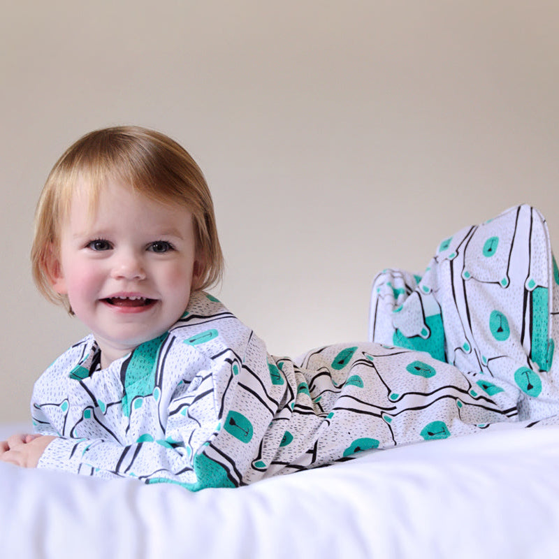 Hands in or out baby sleep bag for tummy rollers