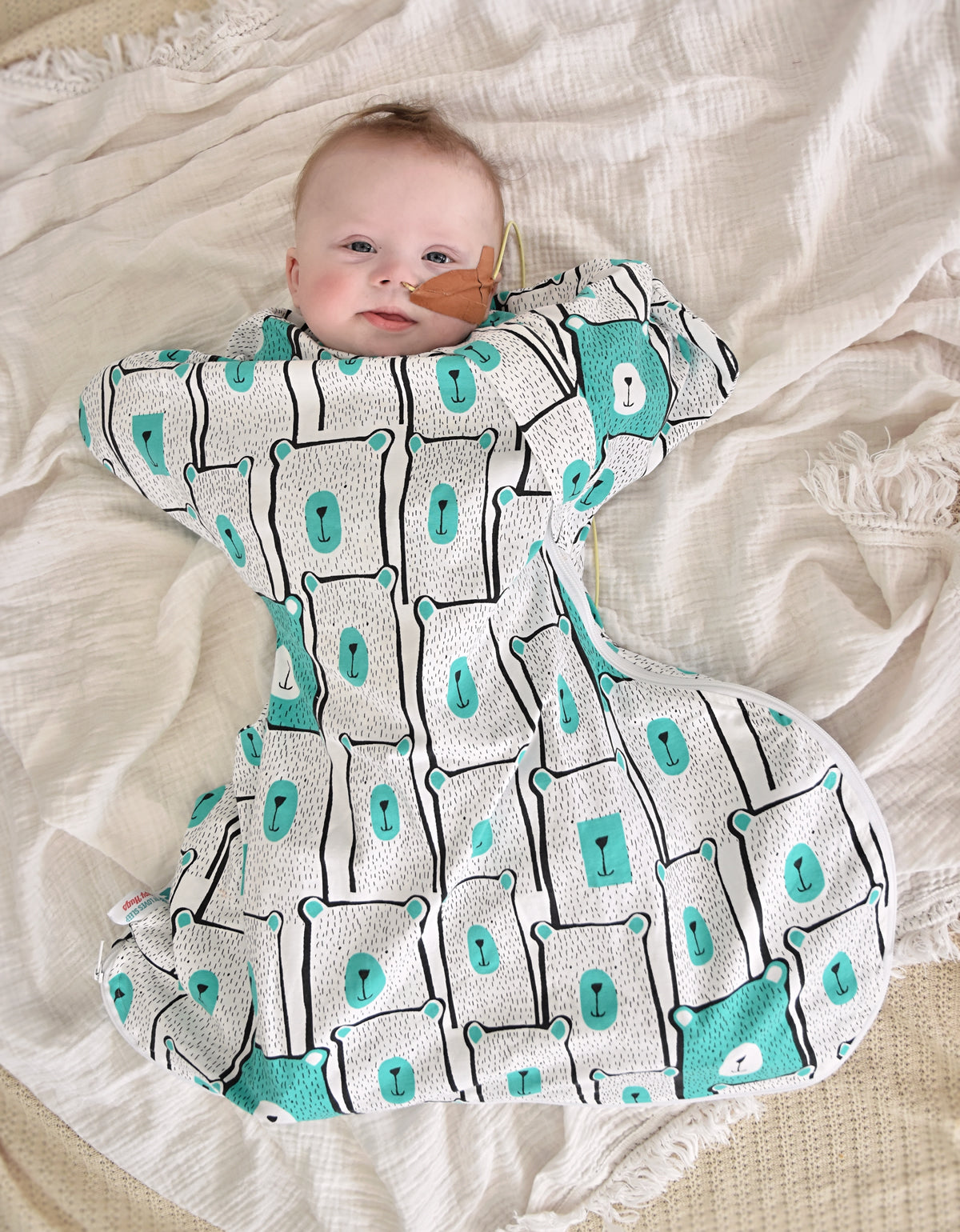 Sleepy Hugs Extra-Wide Sack (Hip Dysplasia) - Minty Bears (All Seasons)