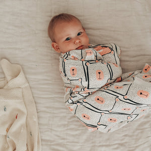 Baby sleeping bag for babies that can no longer be swaddled