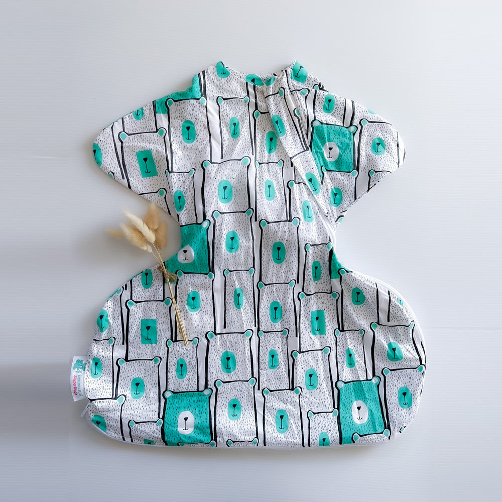 Baby sleep bag for hip dysplasia